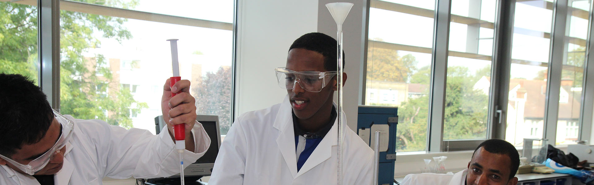 science courses in london college scientist
