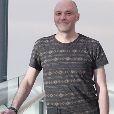 Julian Shapter