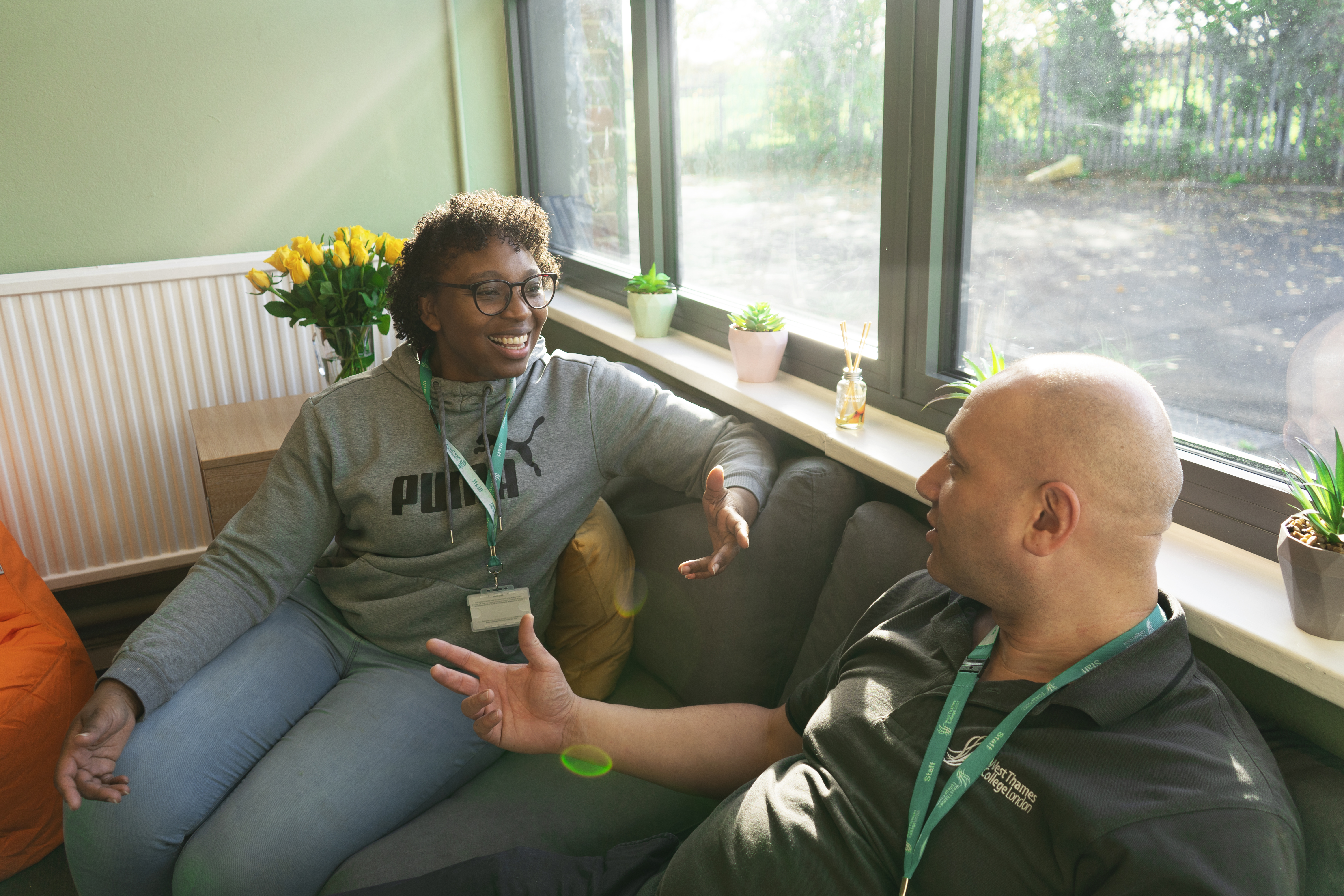 main photo health and wellbeing room feltham.jpg